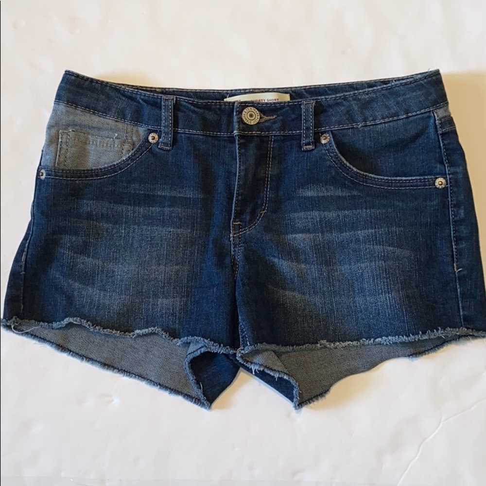 Levi’s Shorty Shorts Size 14 Reg Denim Shorts